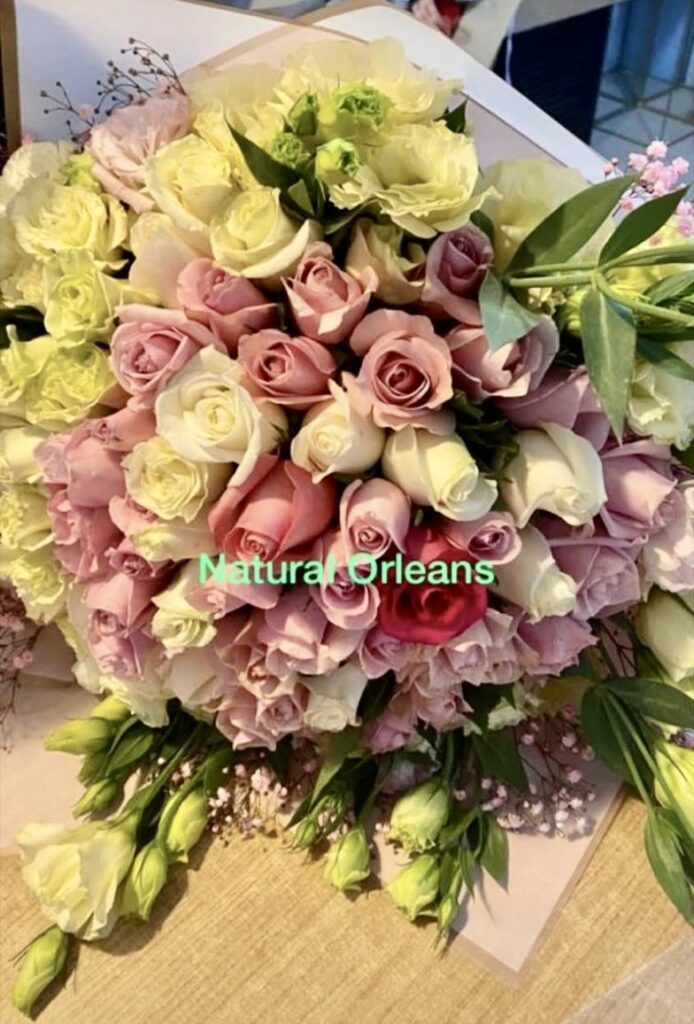 Rosas con lisianthus