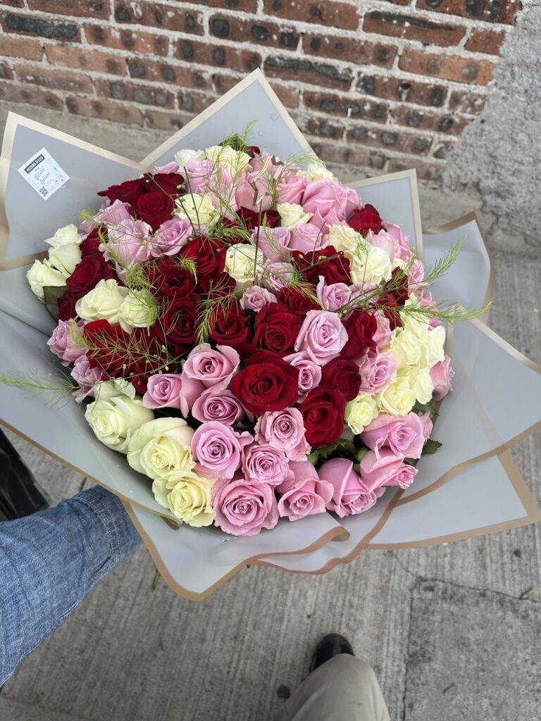 Ramo 50 tres colores